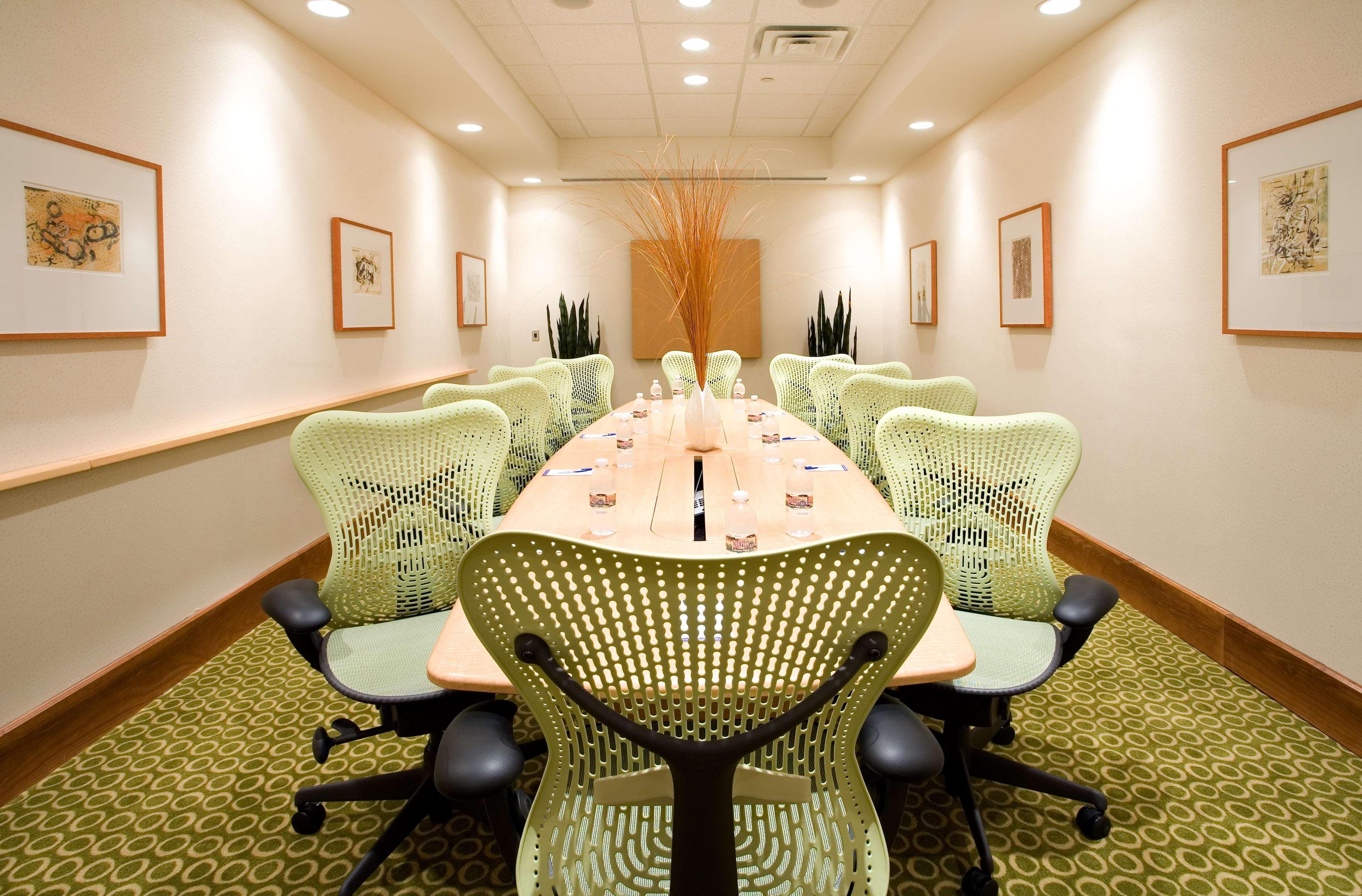 Hilton Garden Inn Dallas Richardson Ngoại thất bức ảnh