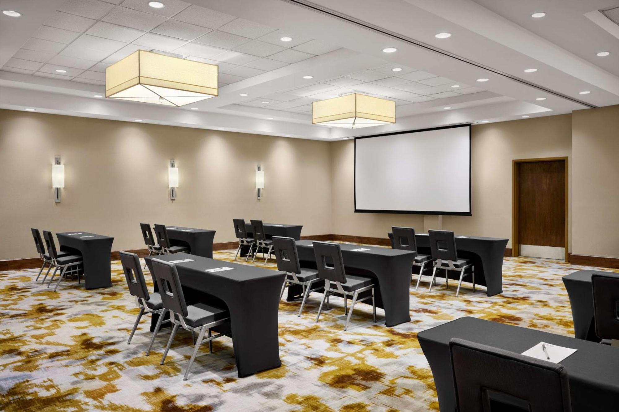 Hilton Garden Inn Dallas Richardson Ngoại thất bức ảnh